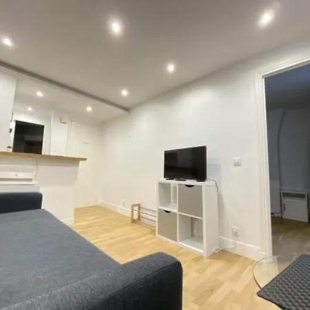 Montparnasse Cozy Flat * Paryż