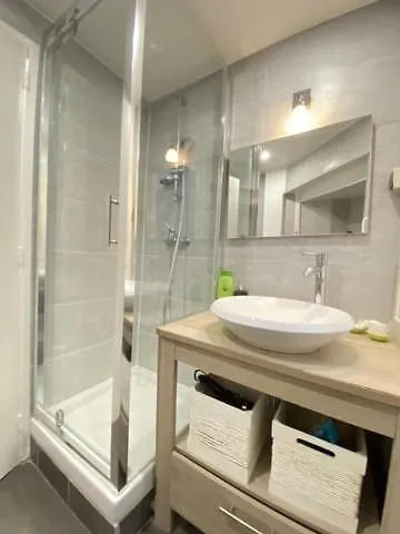 Montparnasse Cozy Flat * Париж