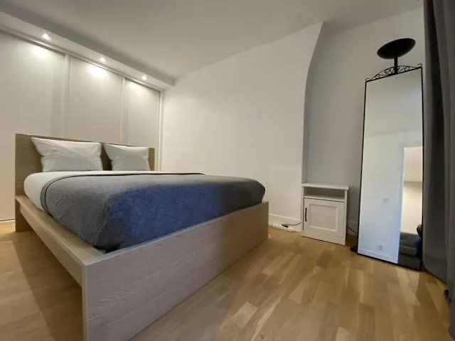Апартаменты Montparnasse Cozy Flat Париж