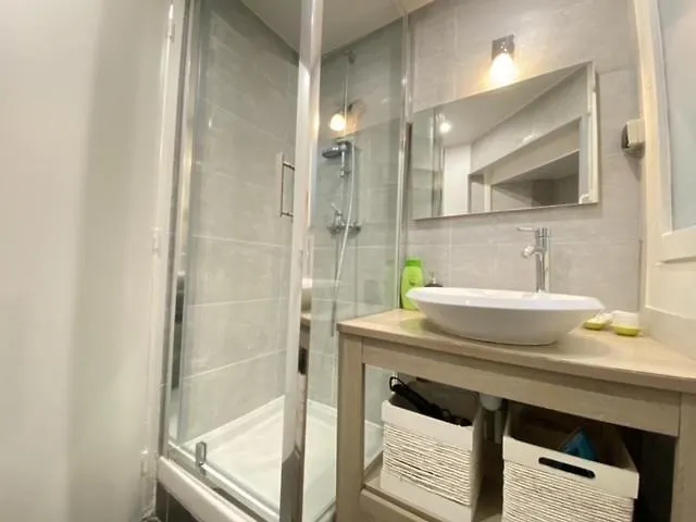 Montparnasse Cozy Flat Апартаменты *