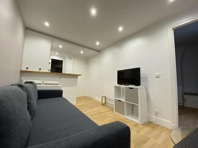 Montparnasse Cozy Flat Paryż